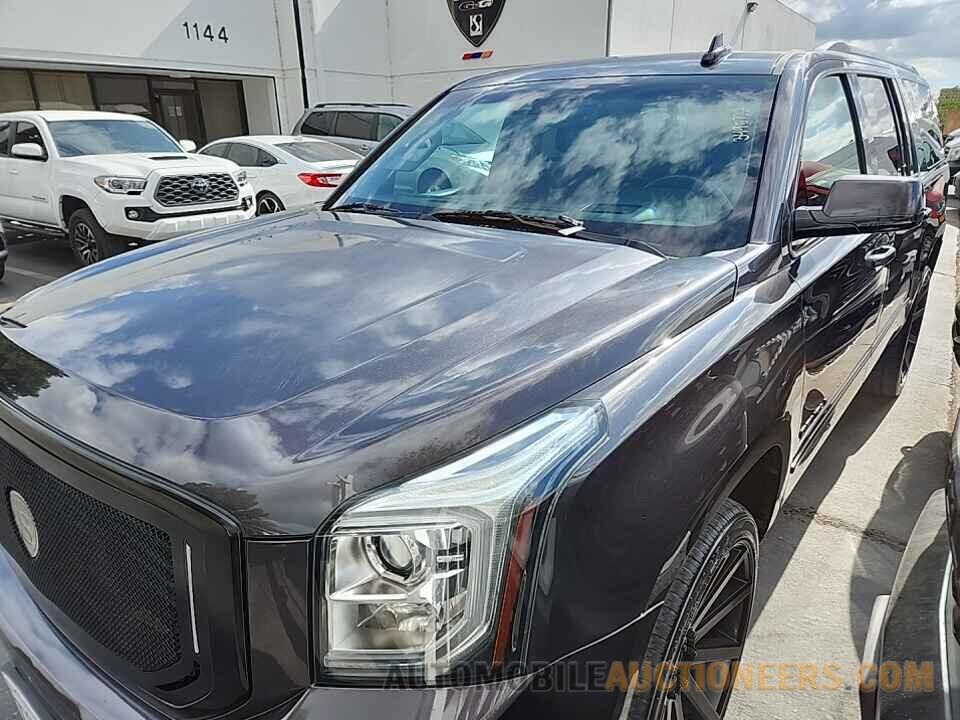 1GKS1HKJ7HR123011 GMC Yukon XL 2017