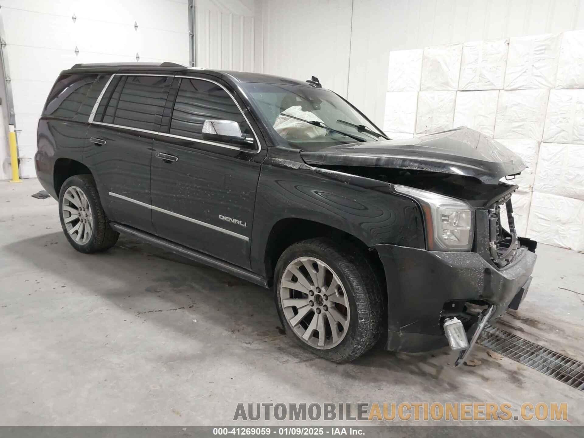 1GKS2CKJ0HR318769 GMC YUKON 2017