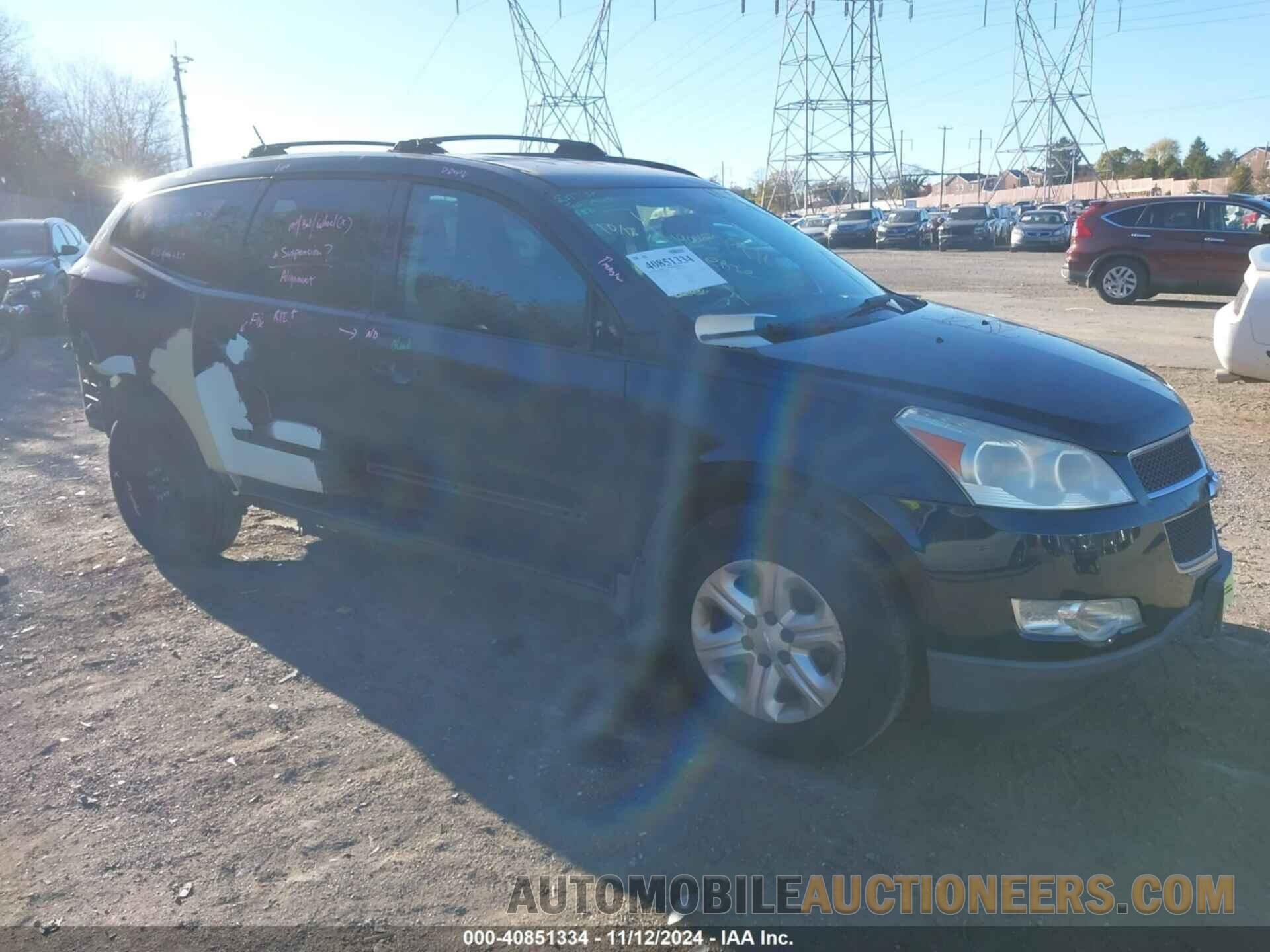 1GNKRFED7BJ390807 CHEVROLET TRAVERSE 2011