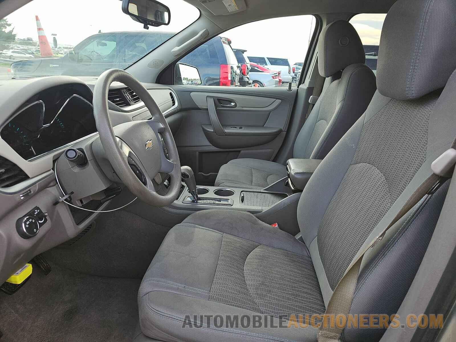 1GNKRFEDXHJ351041 Chevrolet Traverse LS 2017