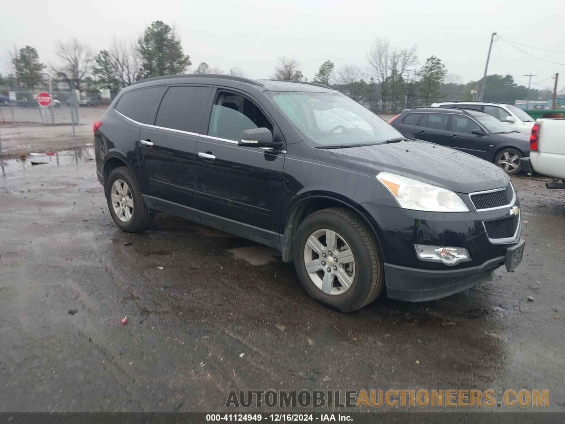 1GNKRGED8BJ184305 CHEVROLET TRAVERSE 2011