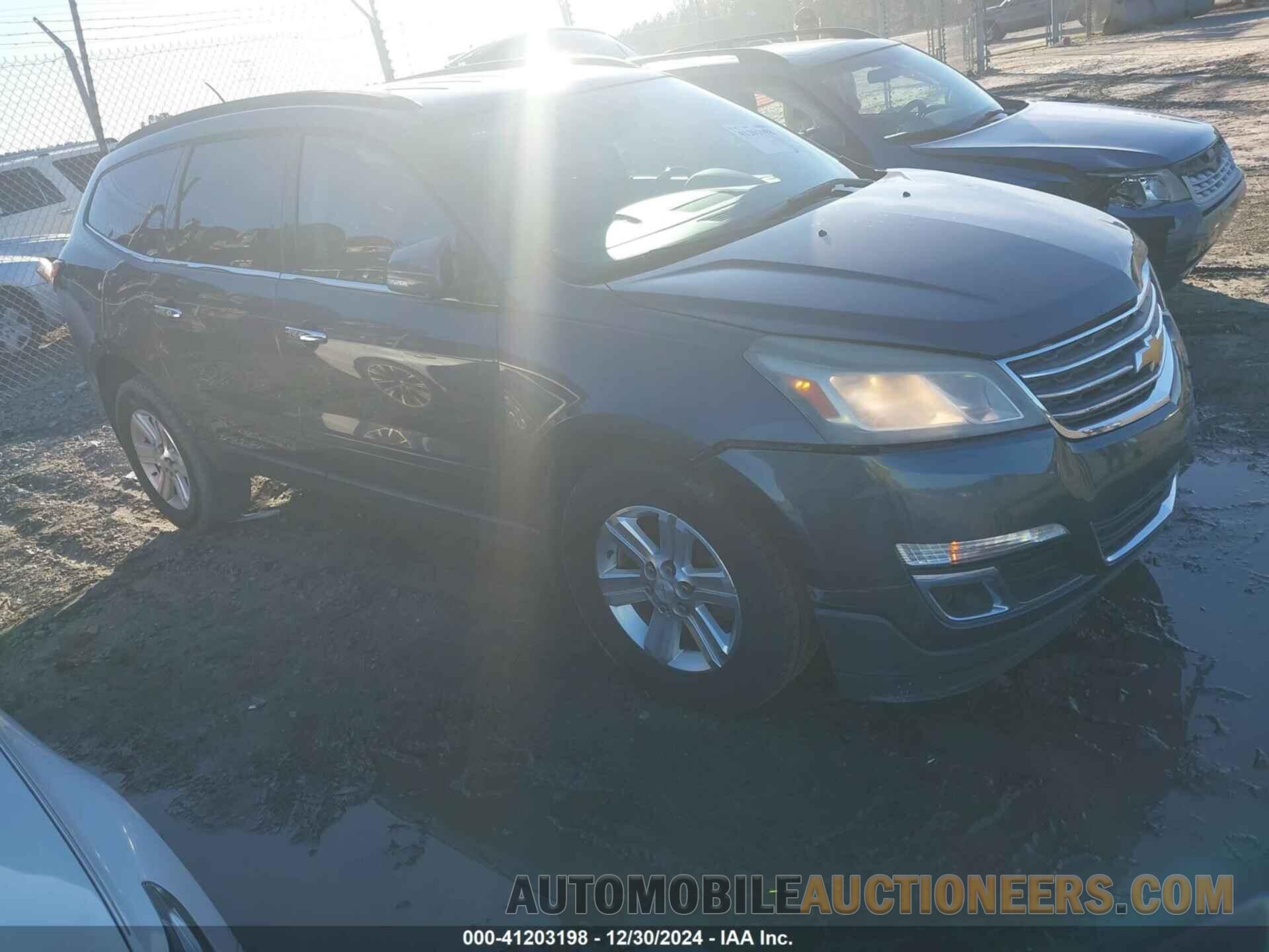 1GNKRHKD0EJ121861 CHEVROLET TRAVERSE 2014