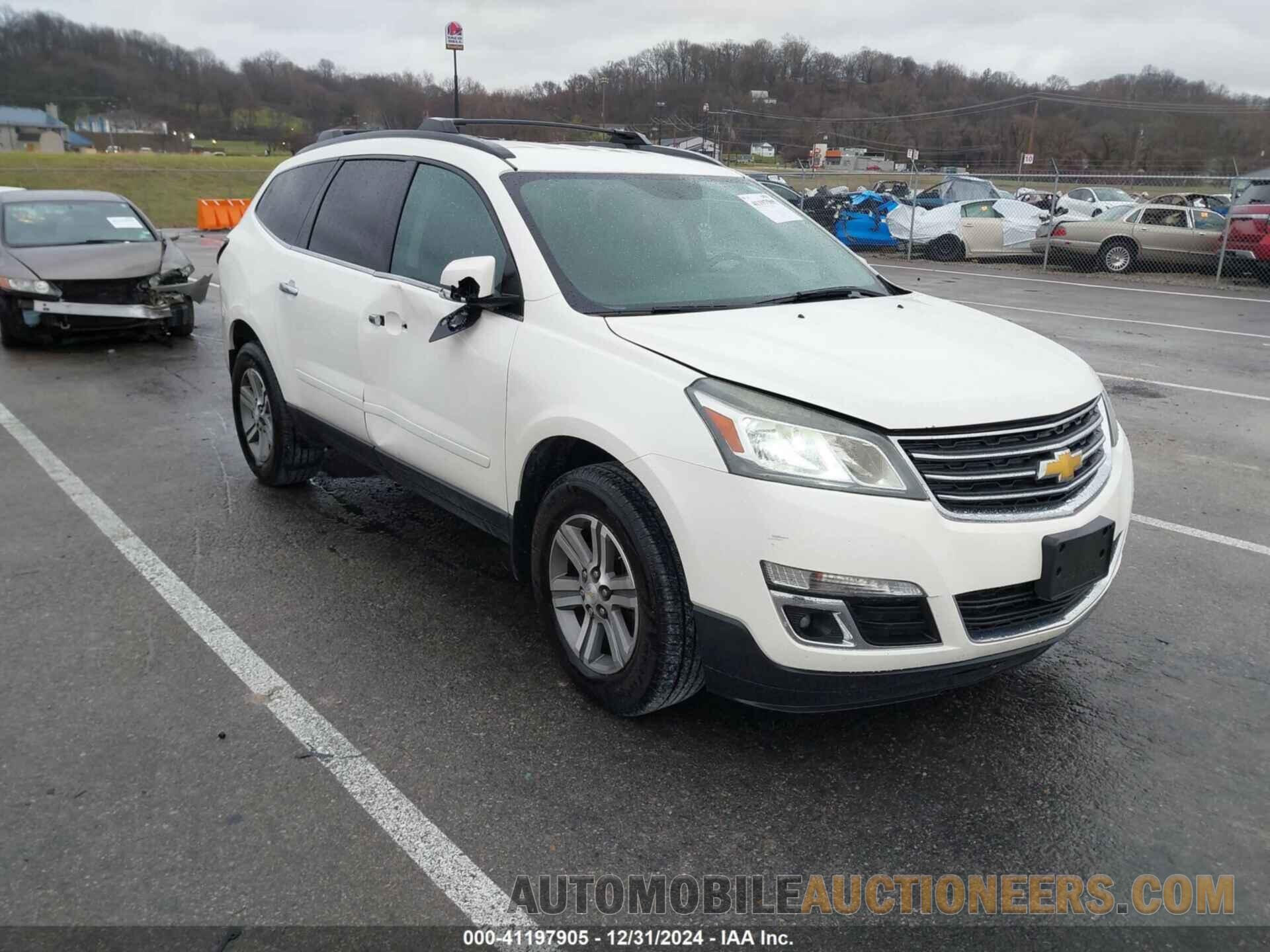 1GNKRHKD5FJ176968 CHEVROLET TRAVERSE 2015