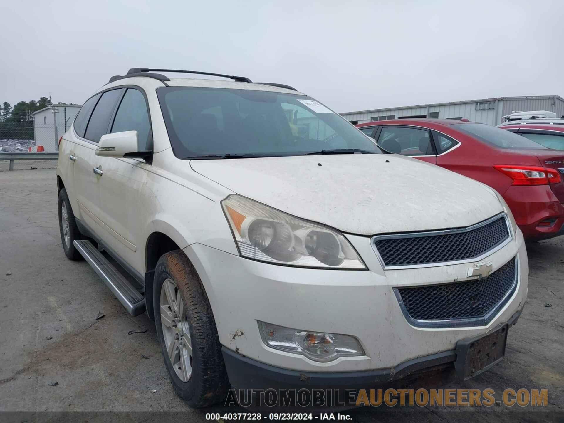 1GNKRJED4BJ229821 CHEVROLET TRAVERSE 2011