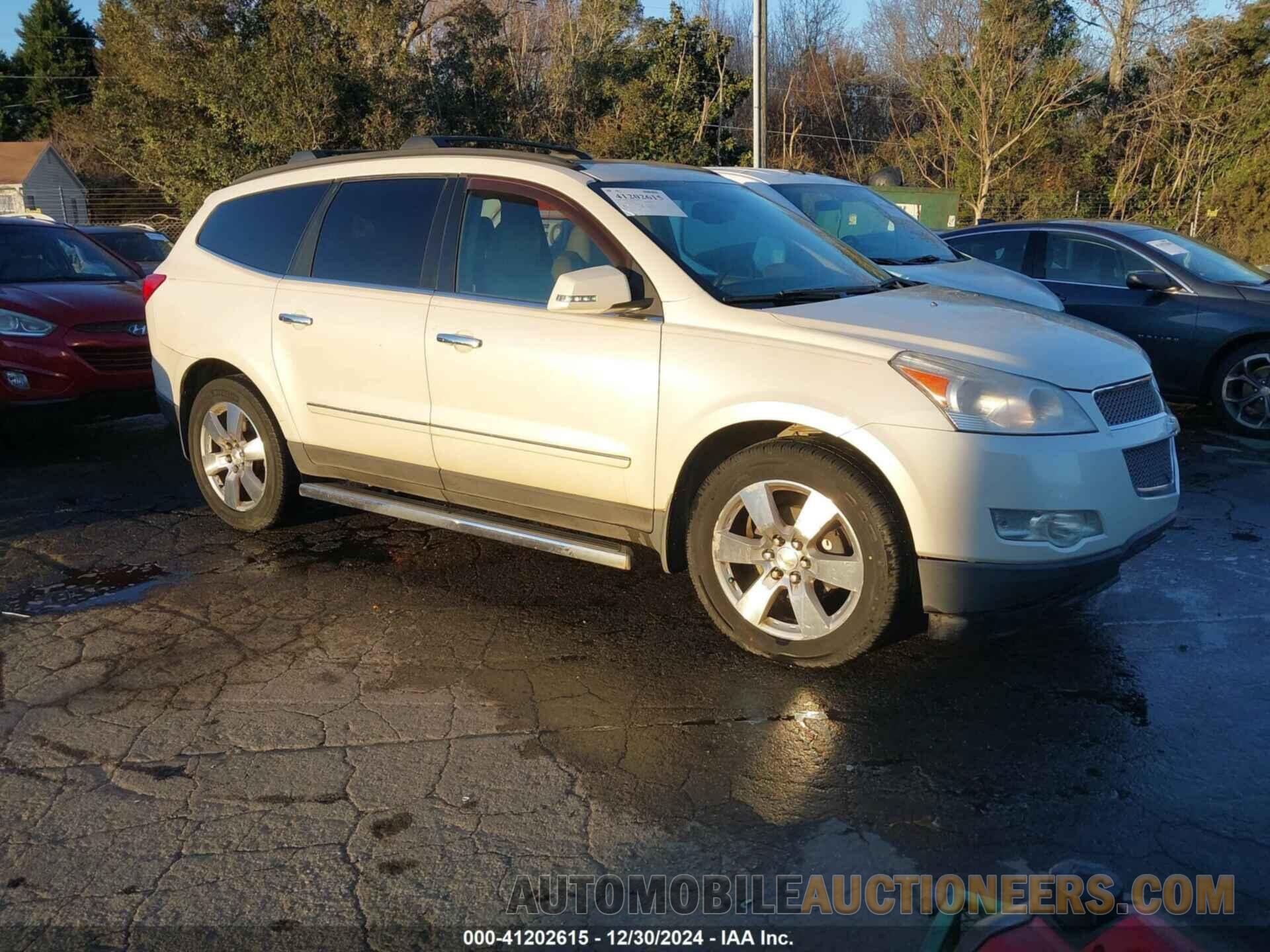 1GNKRLED0CJ140731 CHEVROLET TRAVERSE 2012