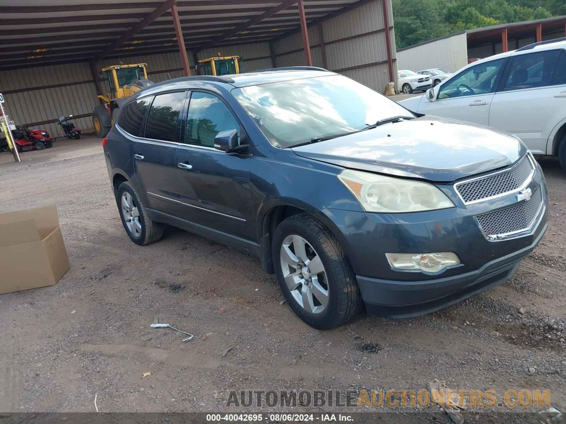 1GNKRLED5BJ333682 CHEVROLET TRAVERSE 2011