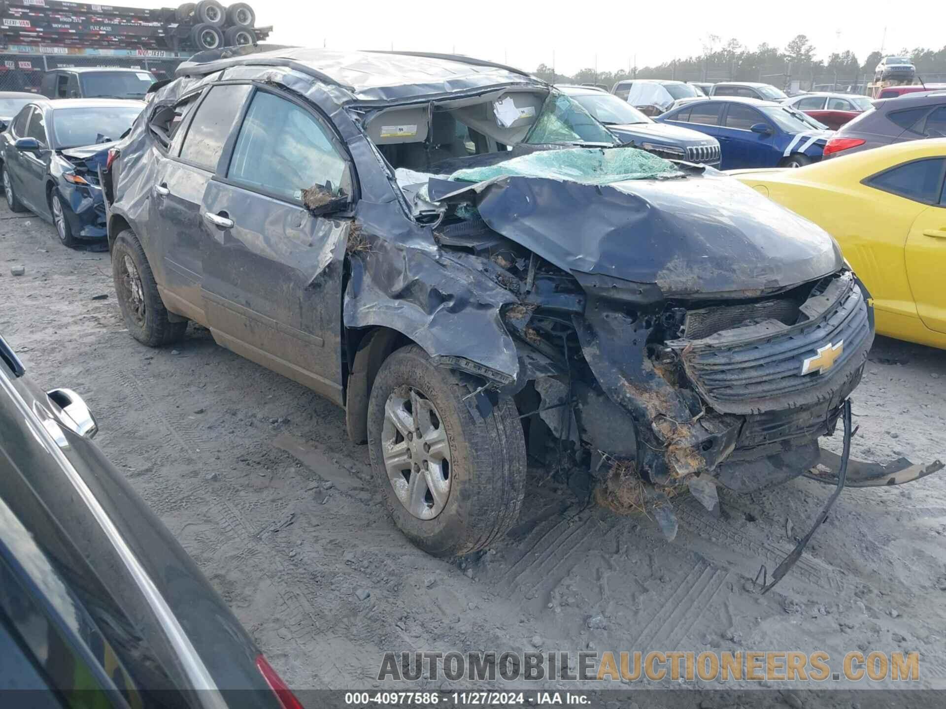 1GNKVFED7FJ252797 CHEVROLET TRAVERSE 2015