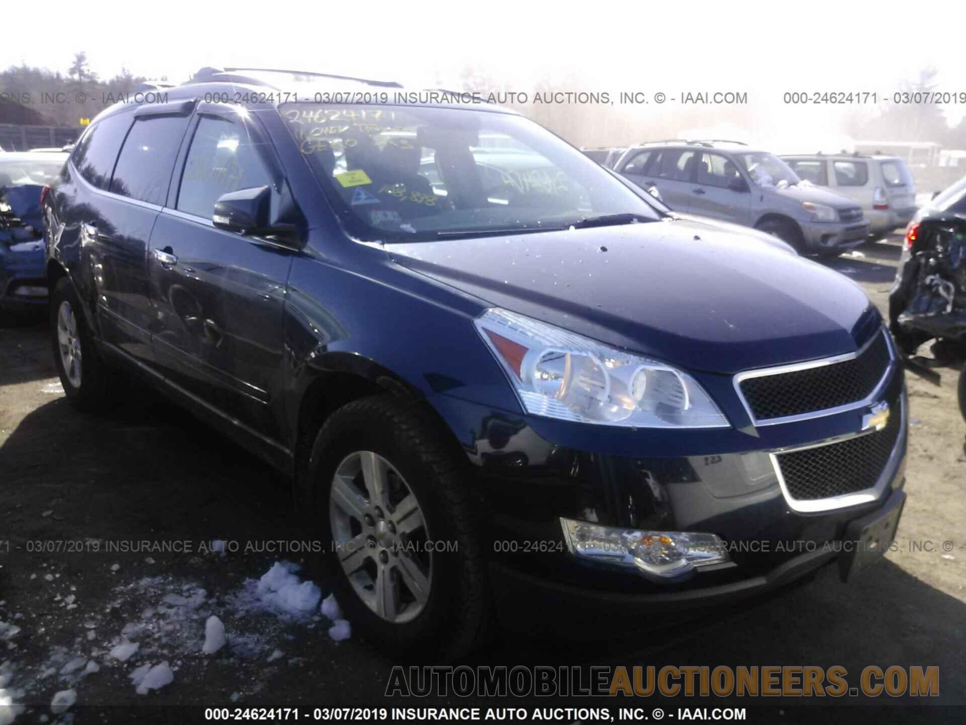 1GNKVGED5BJ225727 CHEVROLET TRAVERSE 2011