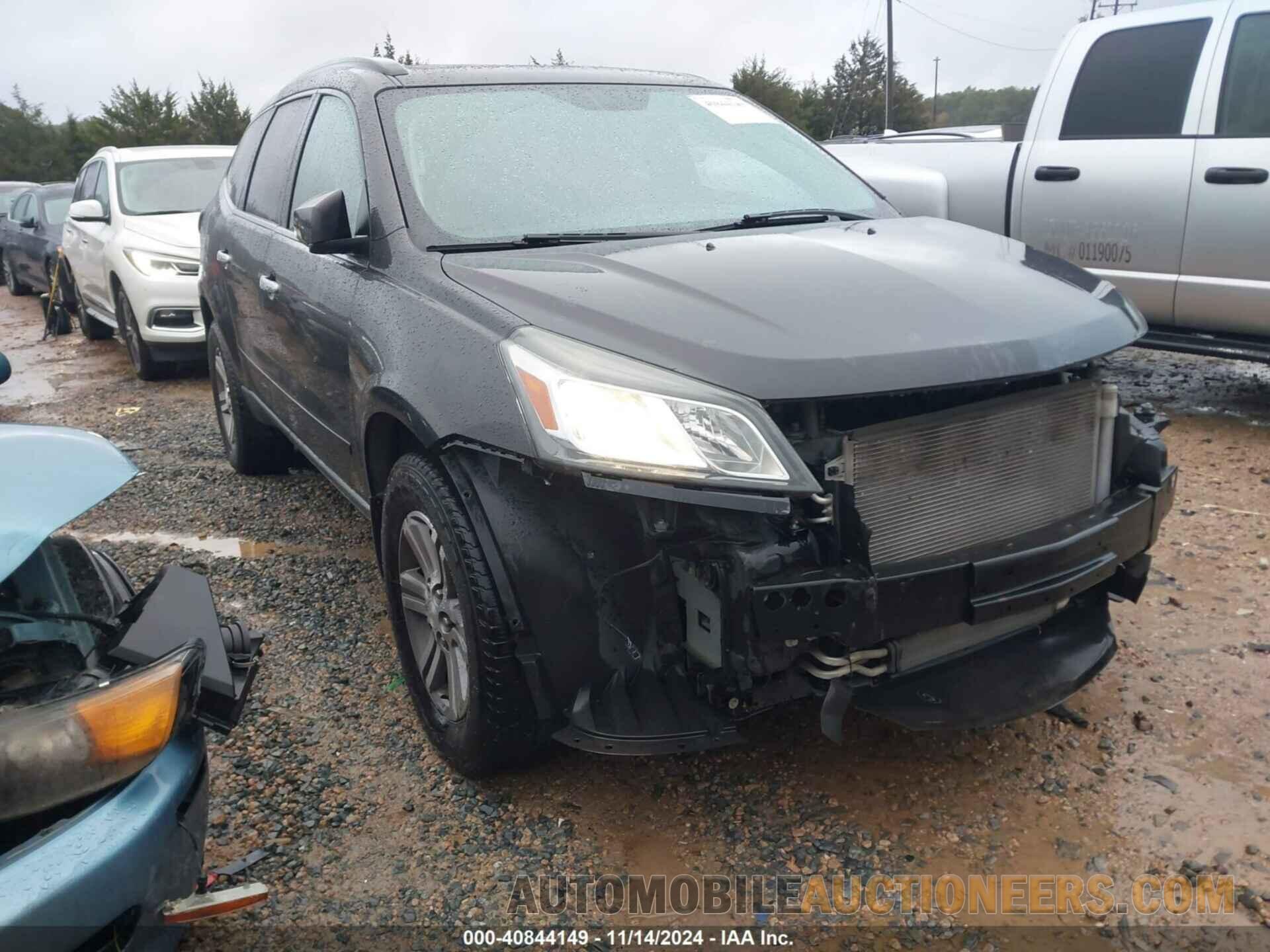 1GNKVHKD5FJ212363 CHEVROLET TRAVERSE 2015