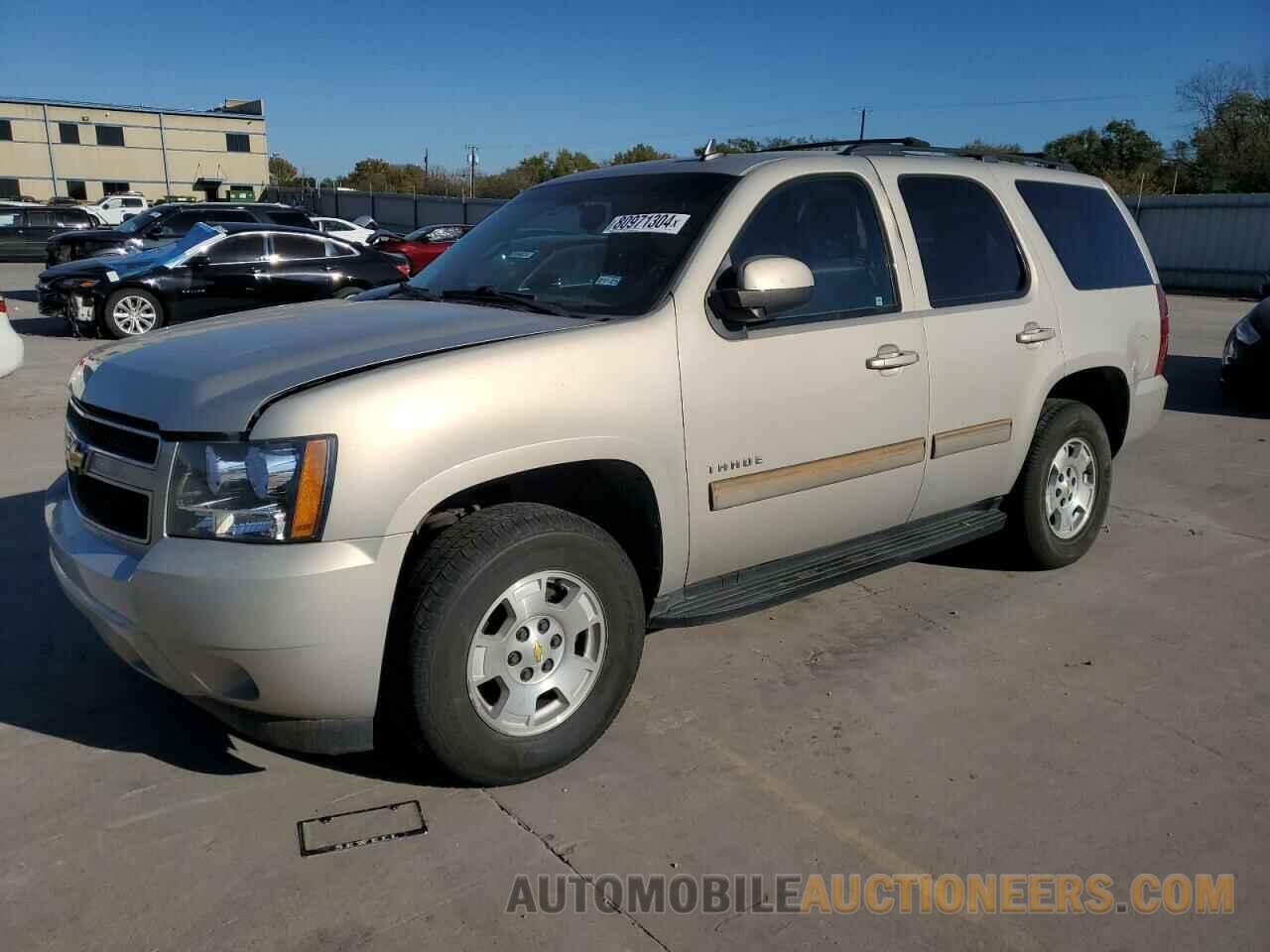 1GNSCAE01BR222325 CHEVROLET TAHOE 2011