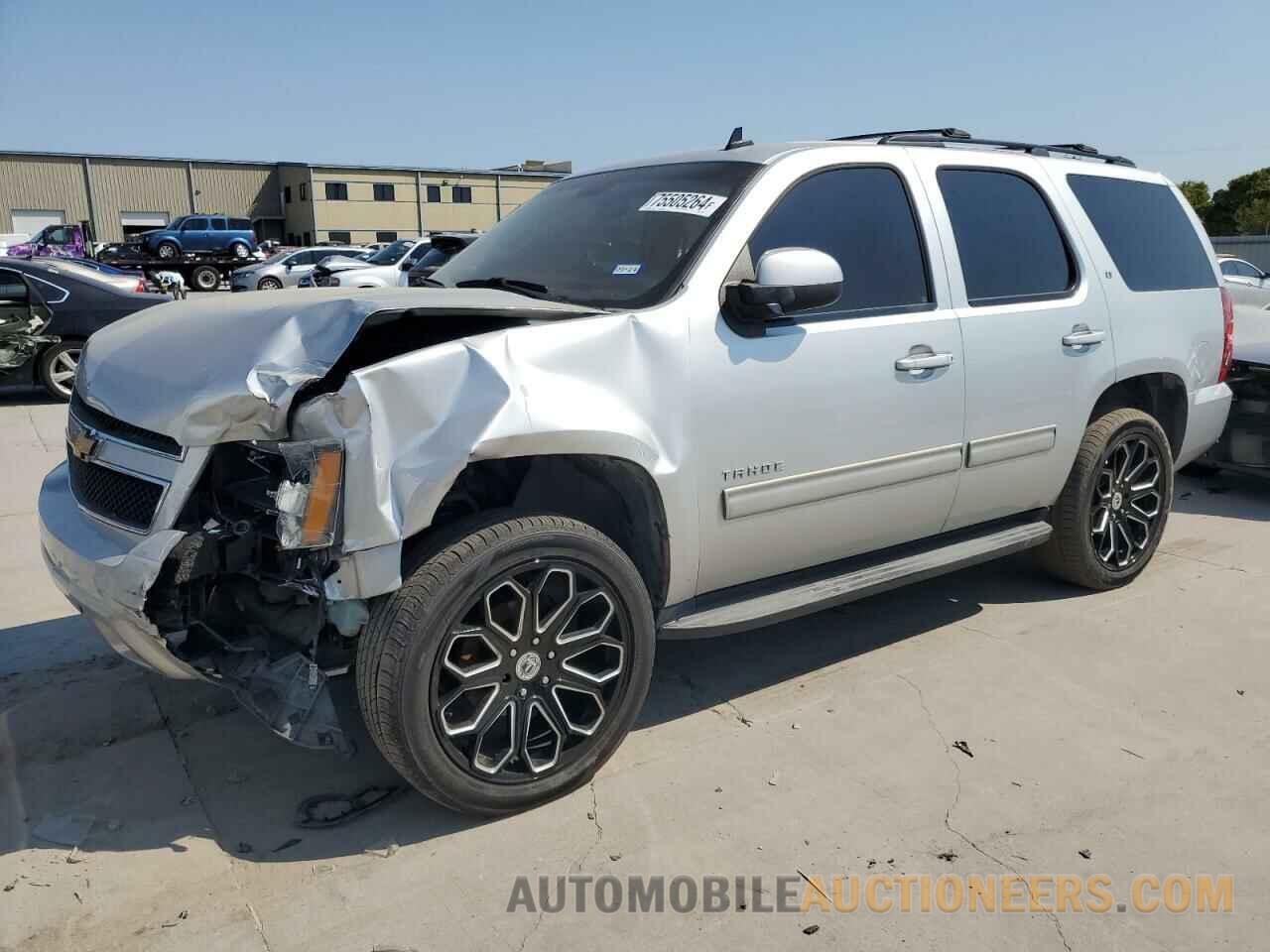 1GNSCBE01DR147666 CHEVROLET TAHOE 2013