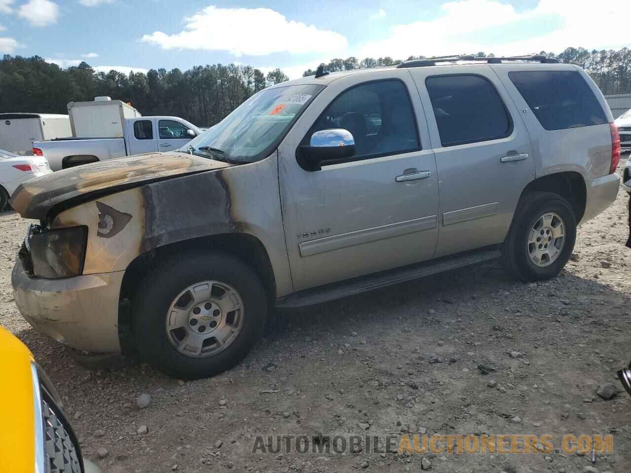 1GNSCBE01DR233074 CHEVROLET TAHOE 2013