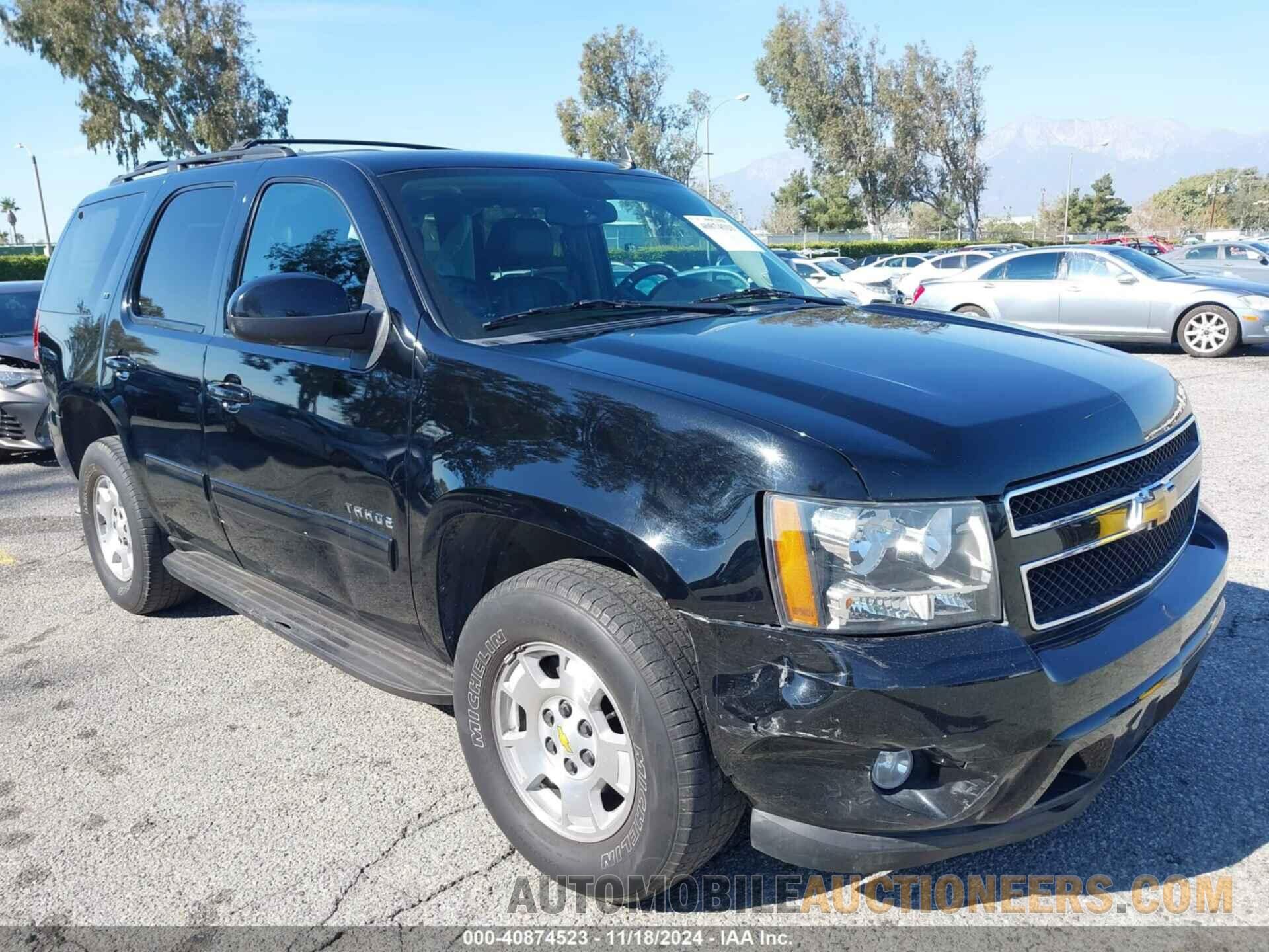 1GNSCBE04DR255313 CHEVROLET TAHOE 2013