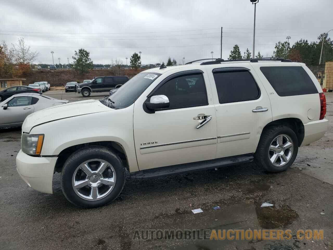 1GNSCCE0XDR228364 CHEVROLET TAHOE 2013