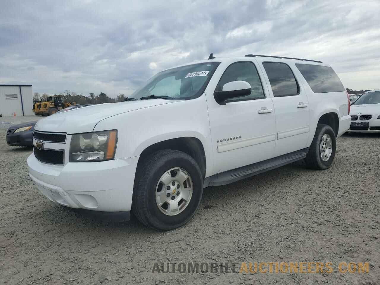 1GNSCHE07BR361805 CHEVROLET SUBURBAN 2011