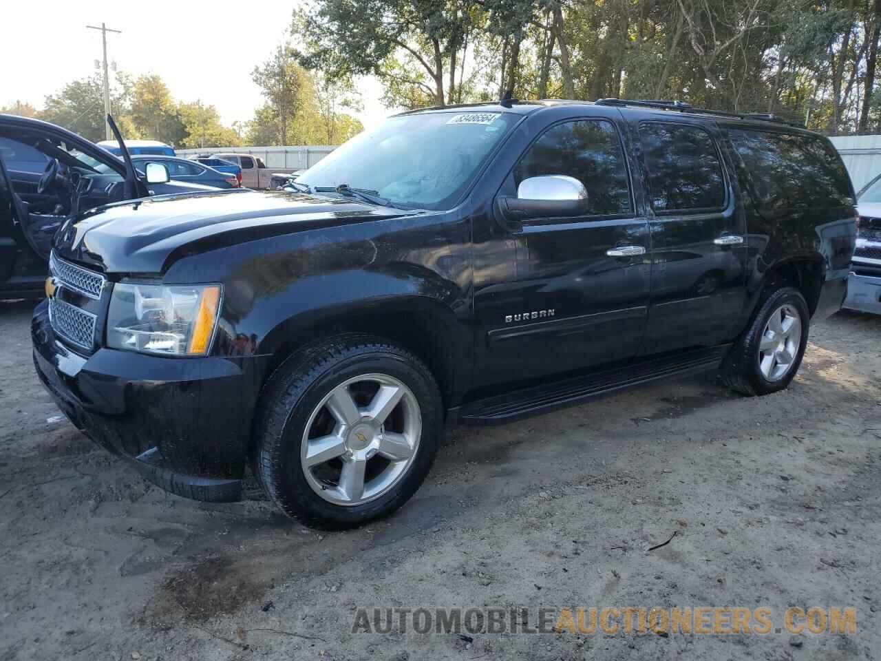 1GNSCJE00ER230646 CHEVROLET SUBURBAN 2014