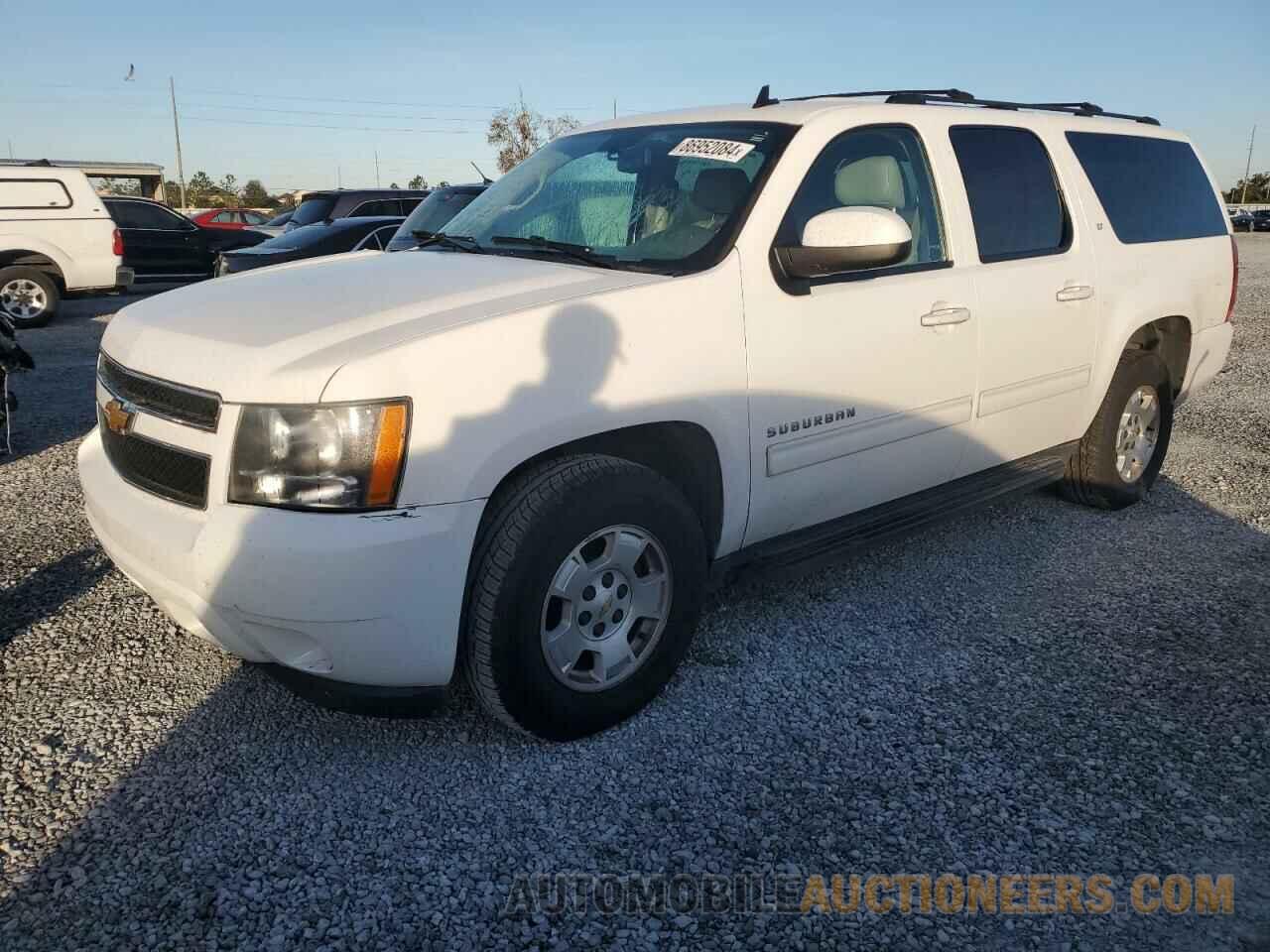 1GNSCJE09ER119528 CHEVROLET SUBURBAN 2014