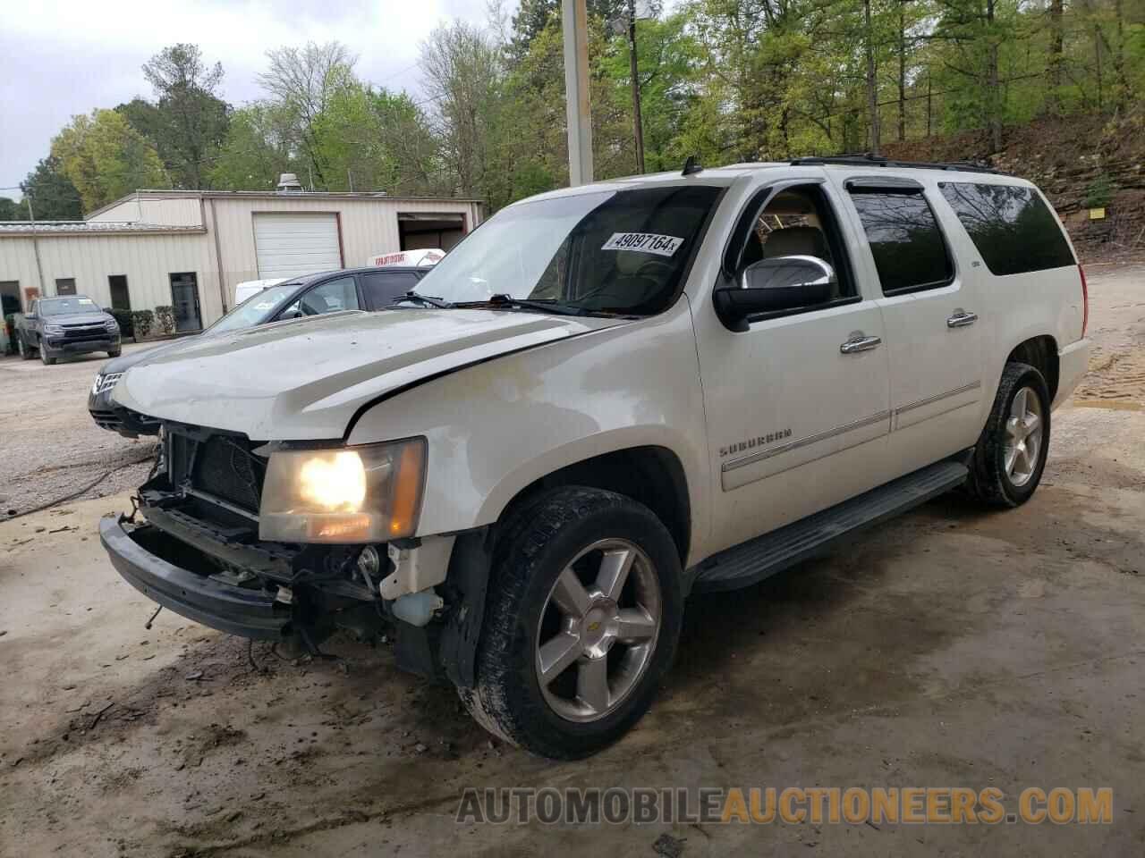 1GNSCKE04BR270391 CHEVROLET SUBURBAN 2011