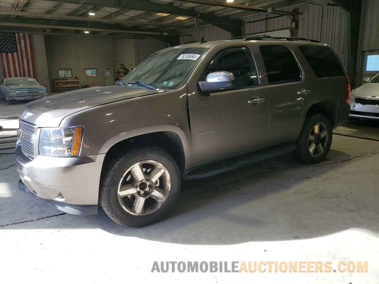 1GNSKAE02BR228623 CHEVROLET TAHOE 2011