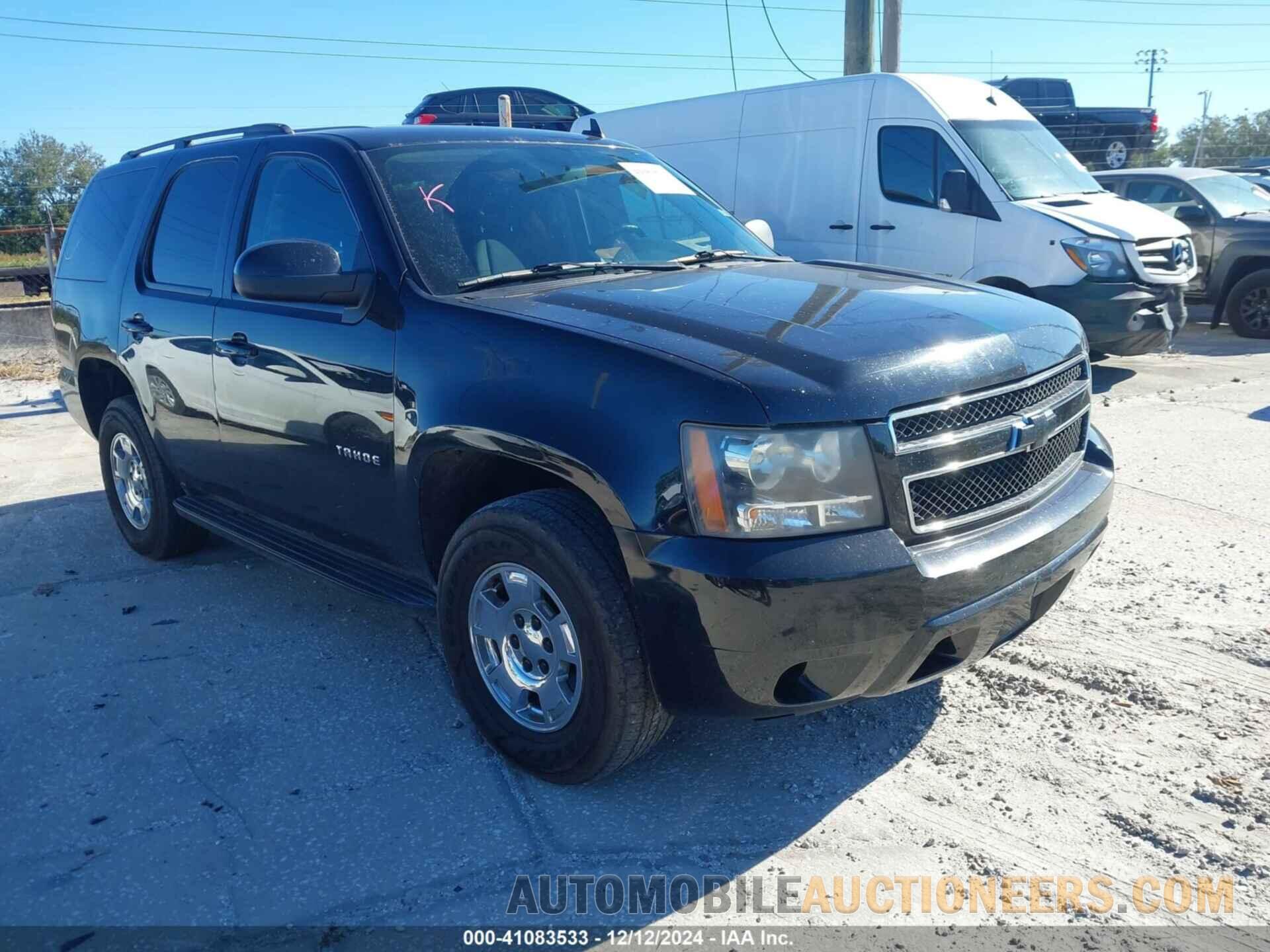 1GNSKAE03BR164043 CHEVROLET TAHOE 2011