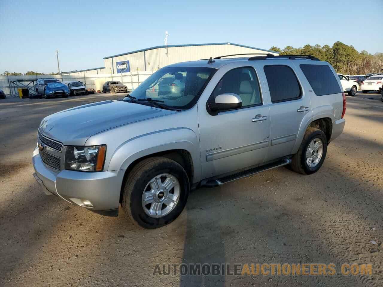 1GNSKBE08BR156123 CHEVROLET TAHOE 2011