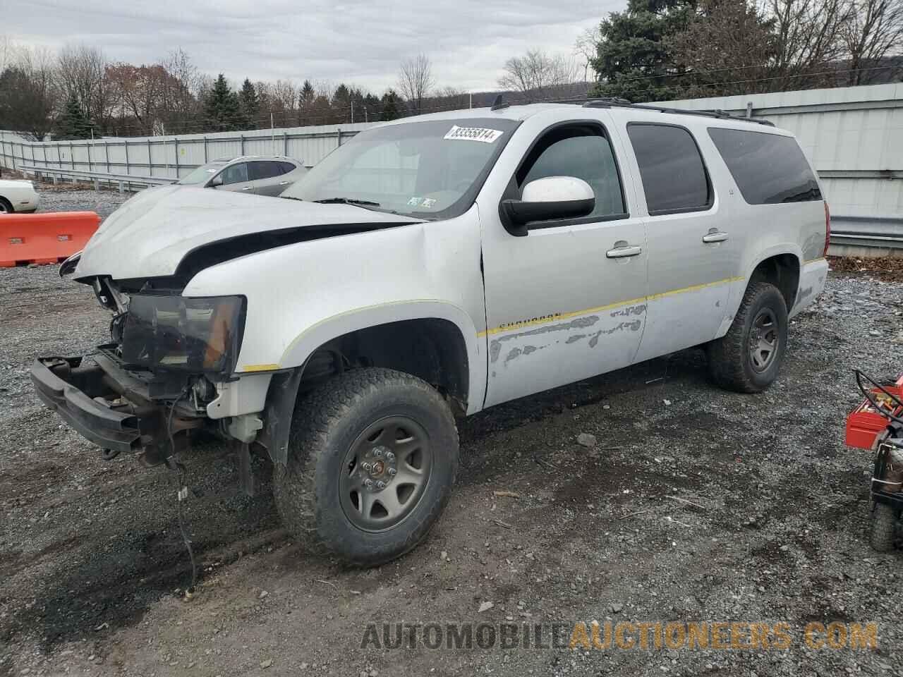 1GNSKJE38BR337498 CHEVROLET SUBURBAN 2011