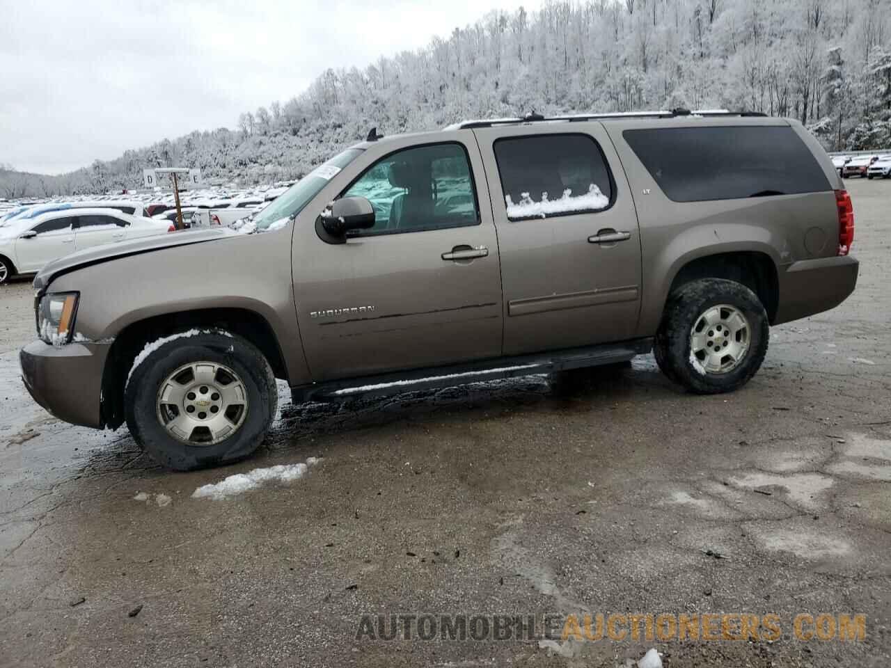 1GNSKJE74DR129754 CHEVROLET SUBURBAN 2013