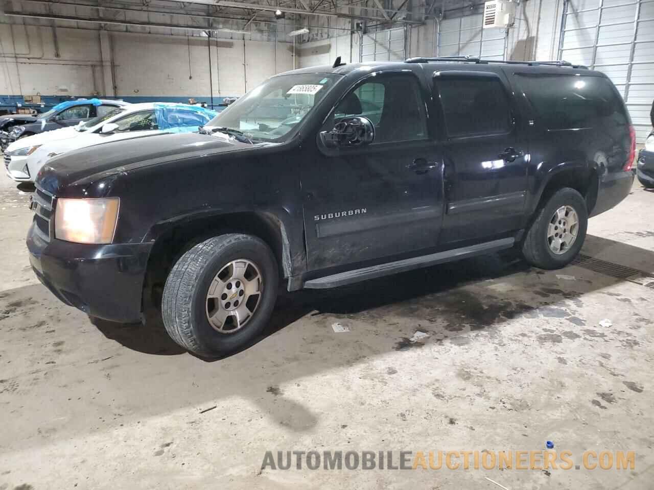 1GNSKJE79DR235536 CHEVROLET SUBURBAN 2013