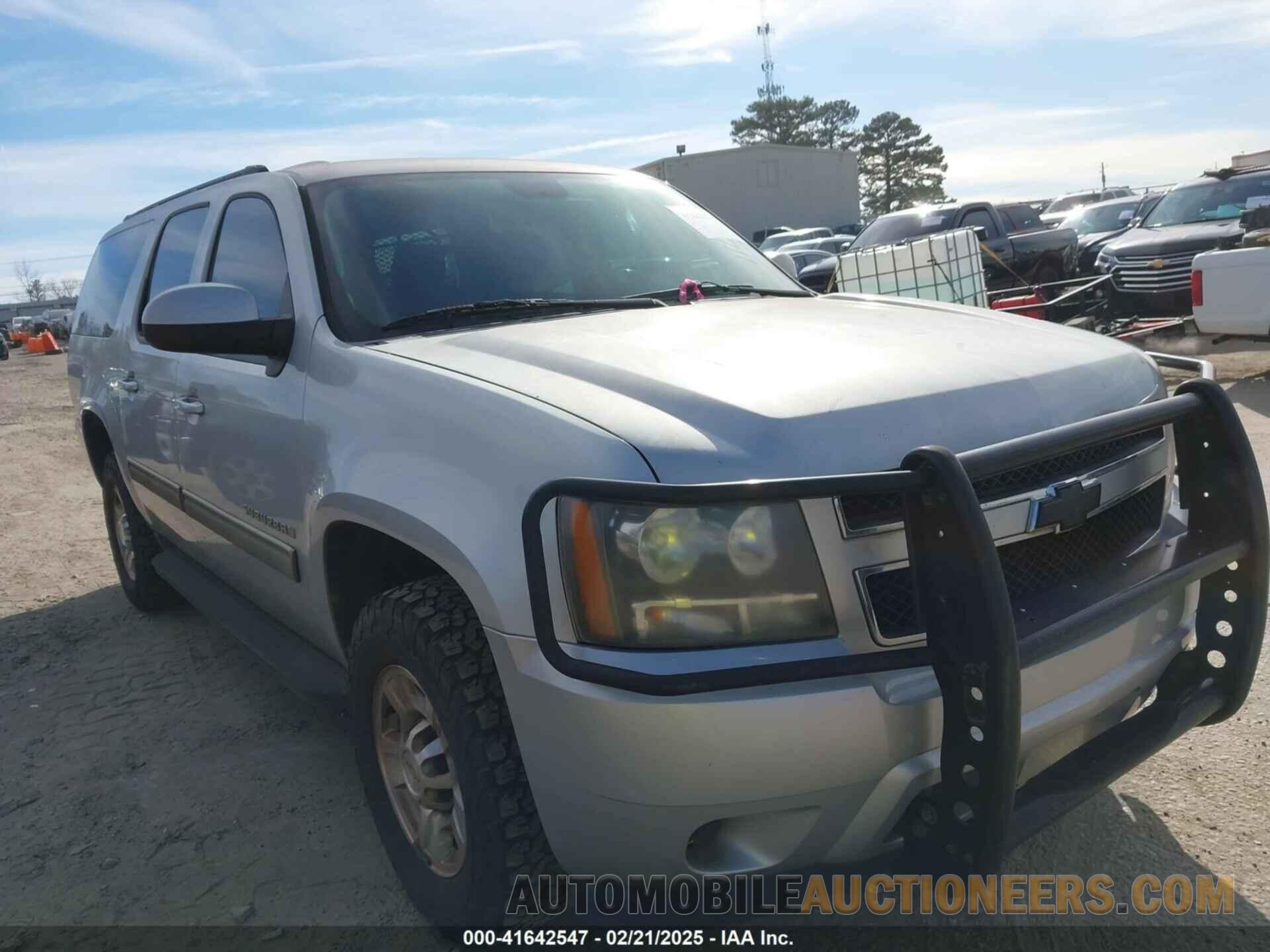 1GNWKLEG1BR365577 CHEVROLET SUBURBAN 2500 2011