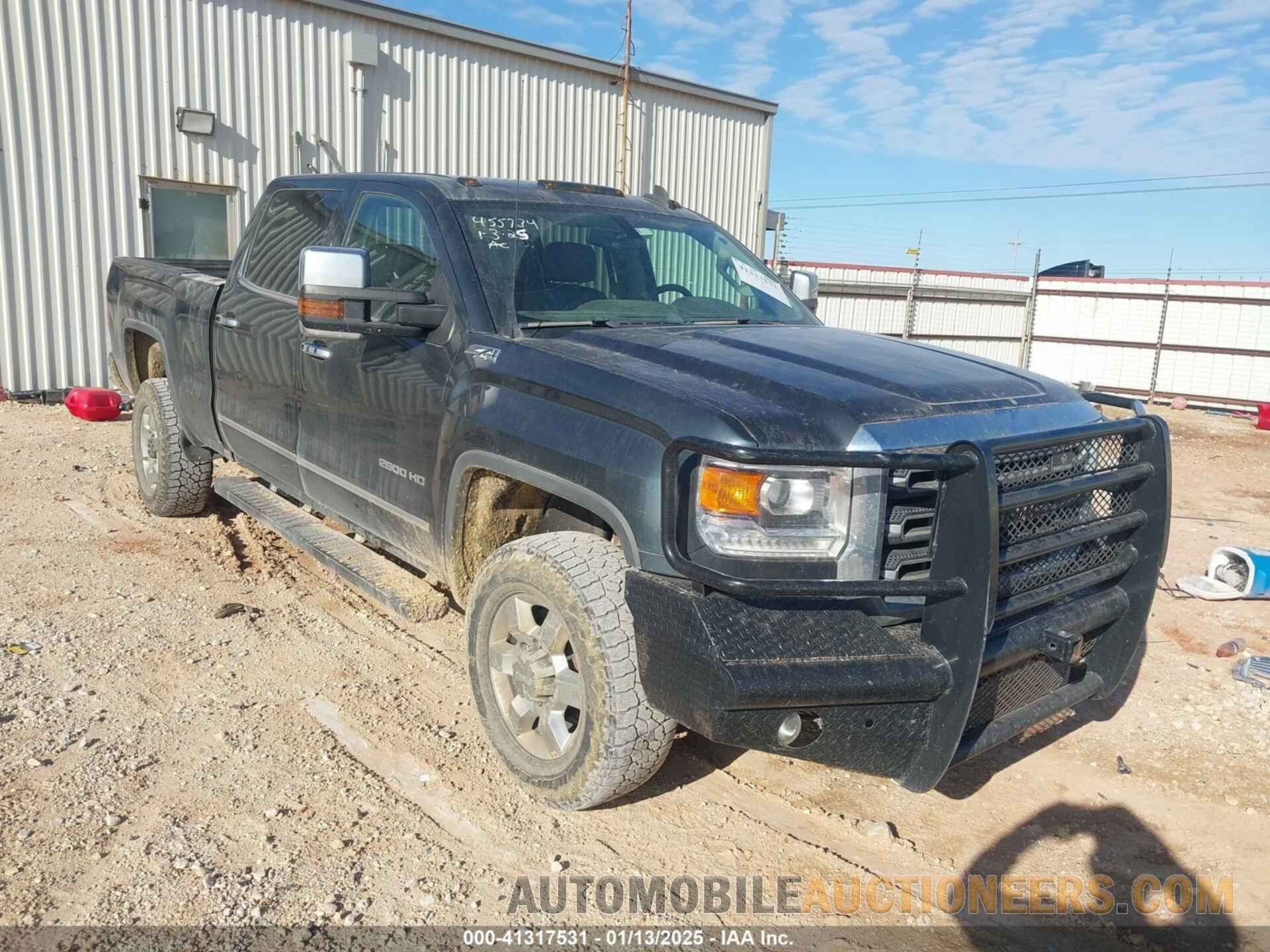 1GT12TEG7JF255622 GMC SIERRA 2500HD 2018