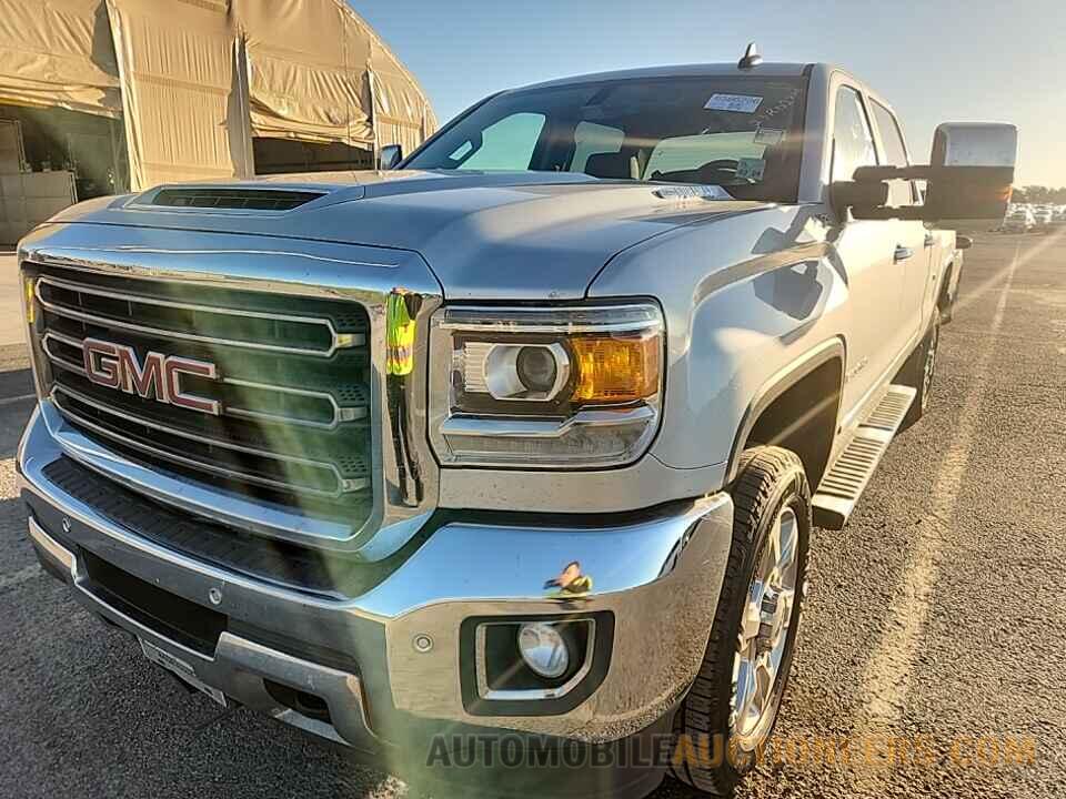 1GT12TEY5JF262593 GMC Sierra 2500HD 2018