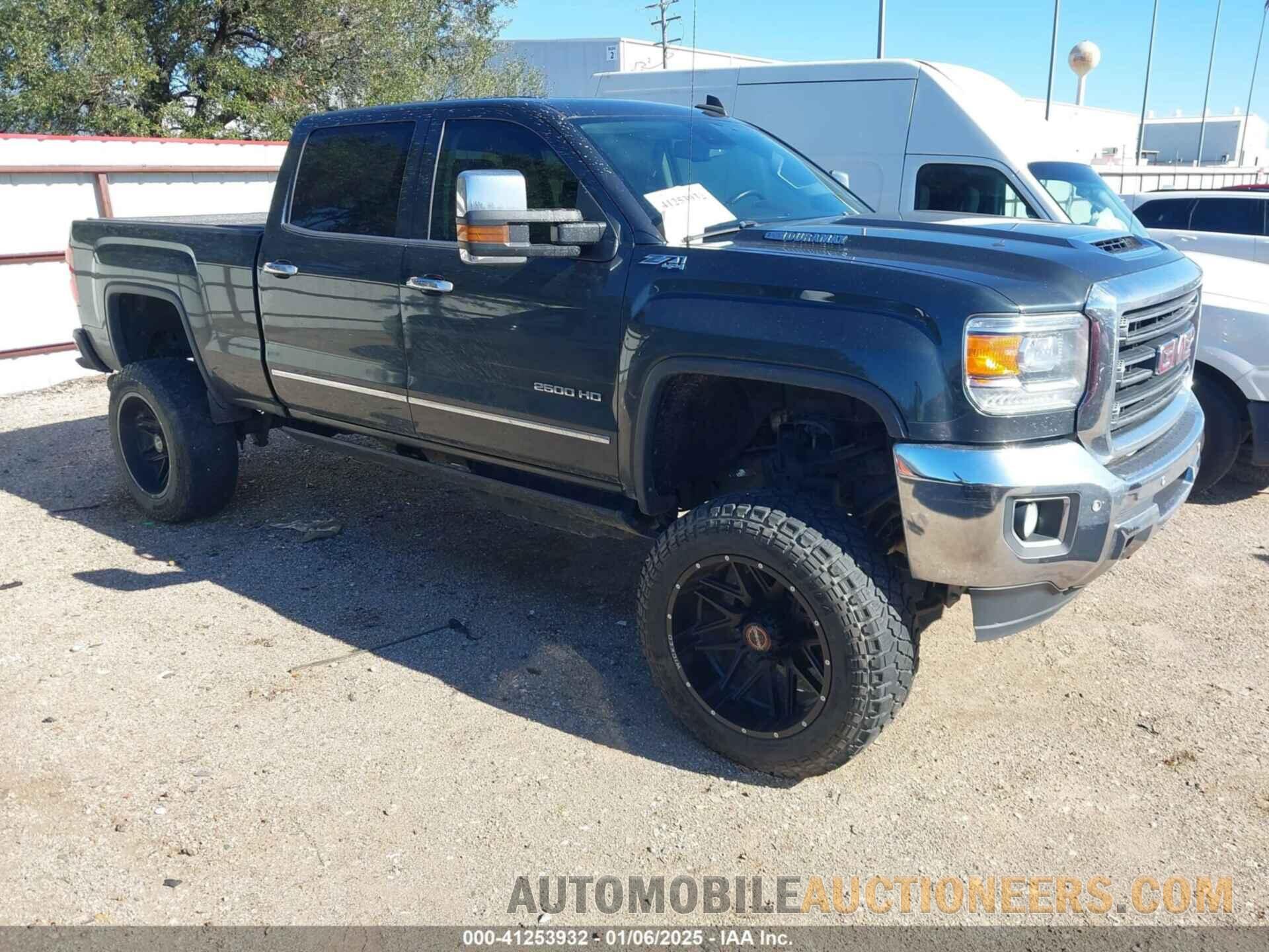 1GT12TEY8JF139452 GMC SIERRA 2500HD 2018