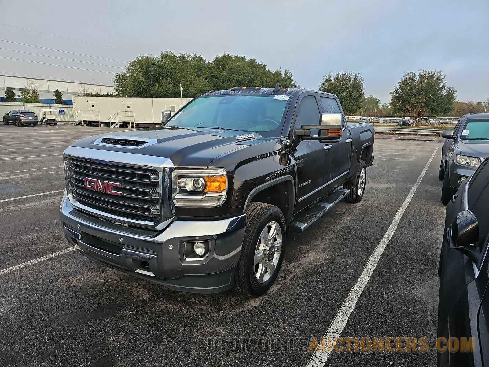 1GT12TEY9JF282877 GMC Sierra 2500HD 2018