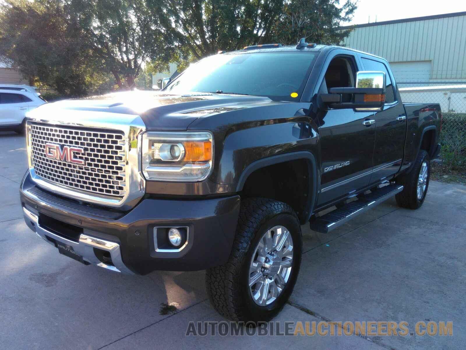 1GT12UE85GF104124 GMC Sierra 2500HD 2016