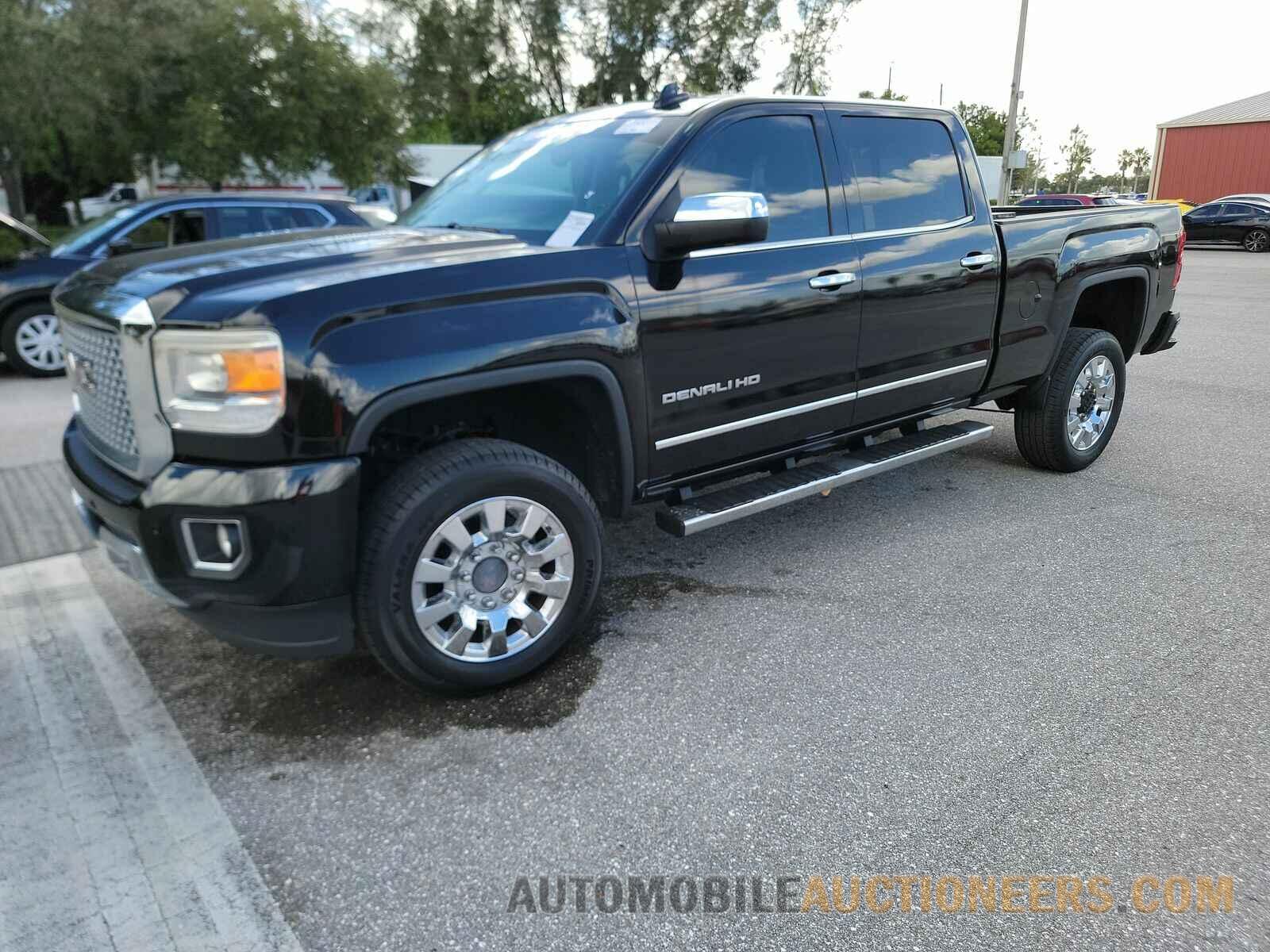 1GT12UE89GF142455 GMC Sierra 2500HD 2016