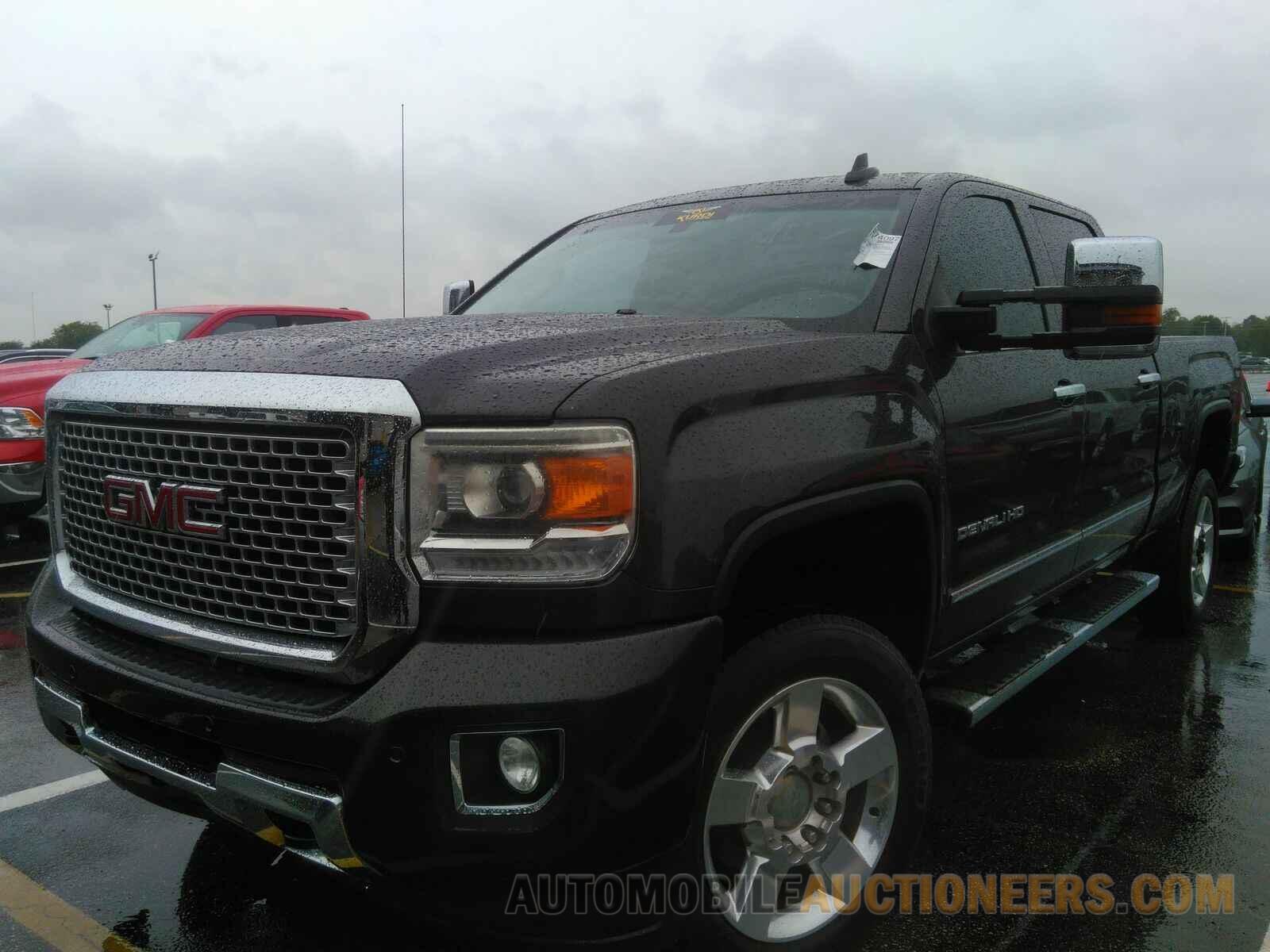 1GT12UEG1GF136673 GMC Sierra 2500HD 2016