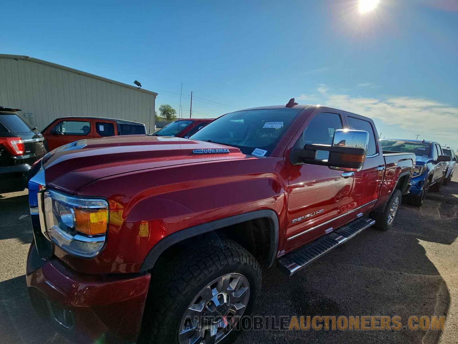 1GT12UEY8JF159674 GMC Sierra 2500 2018