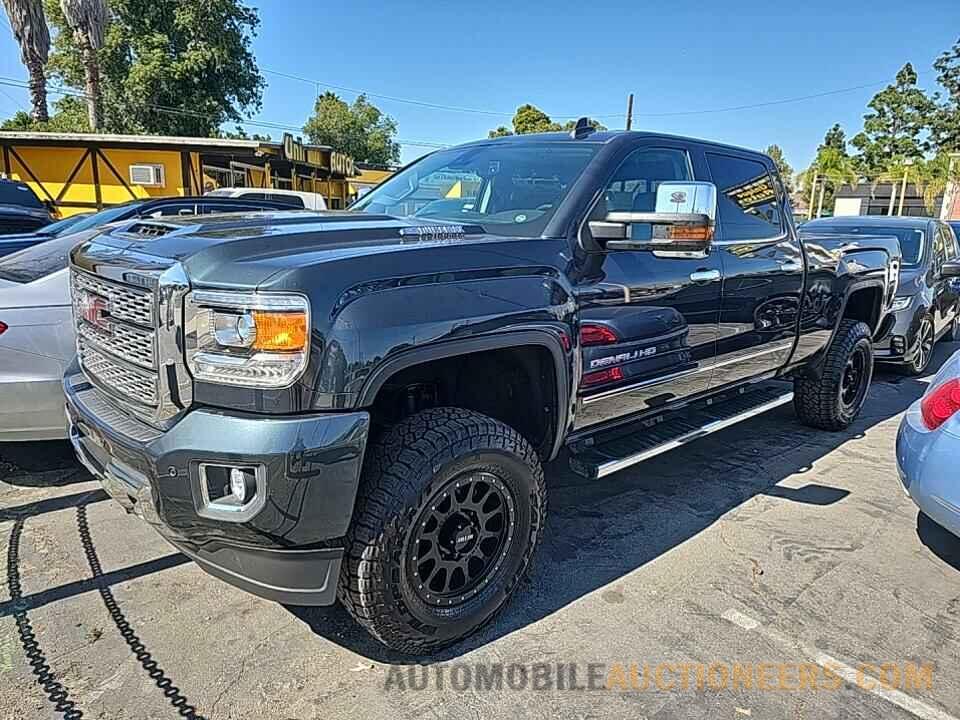 1GT12UEY8JF284772 GMC Sierra 2500HD 2018