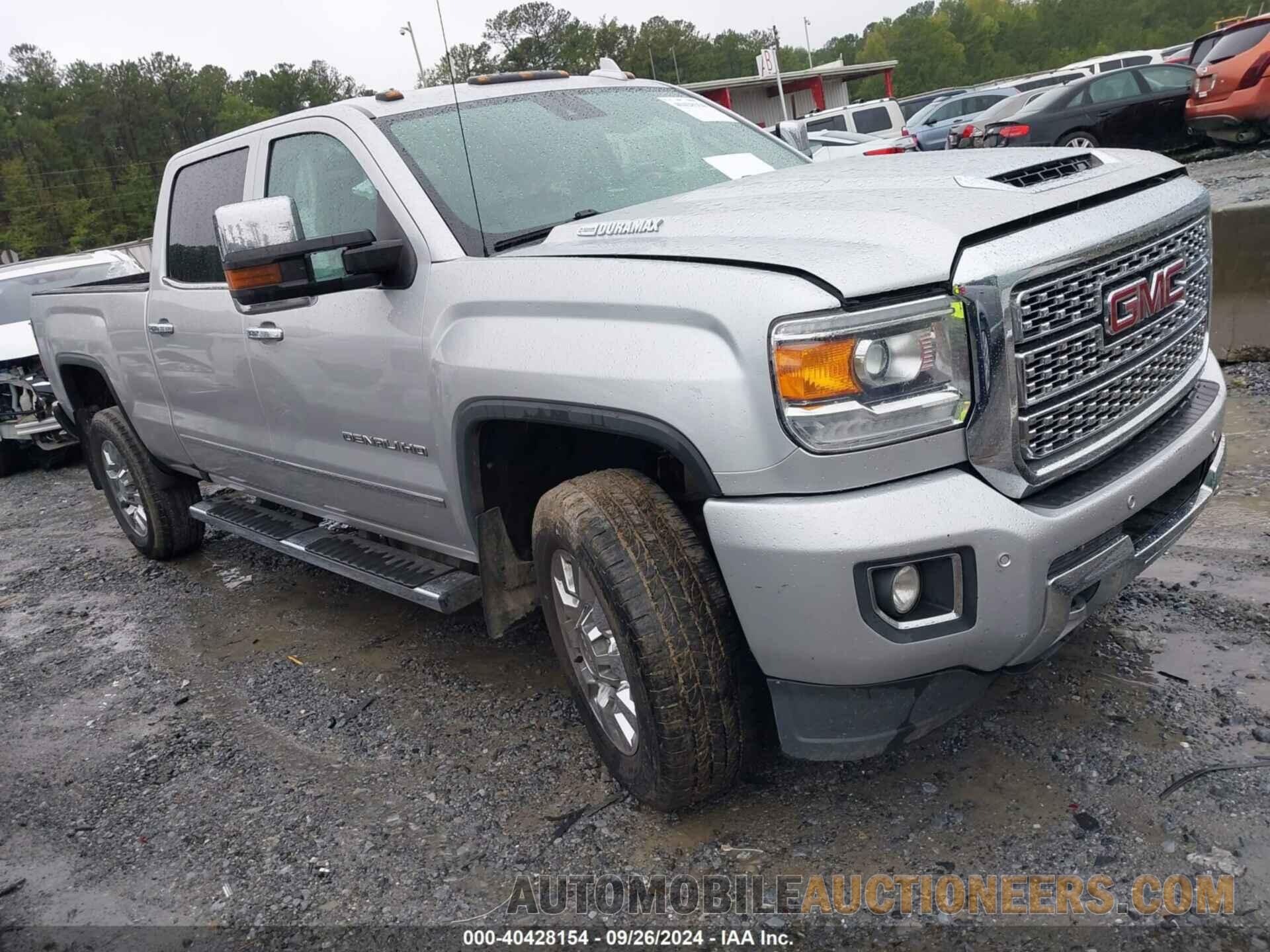 1GT12UEY9JF113139 GMC SIERRA 2500HD 2018