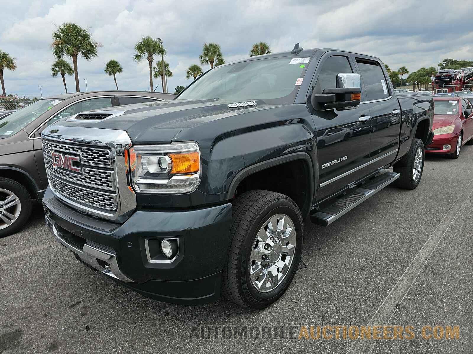 1GT12UEY9JF204945 GMC Sierra 2500 2018