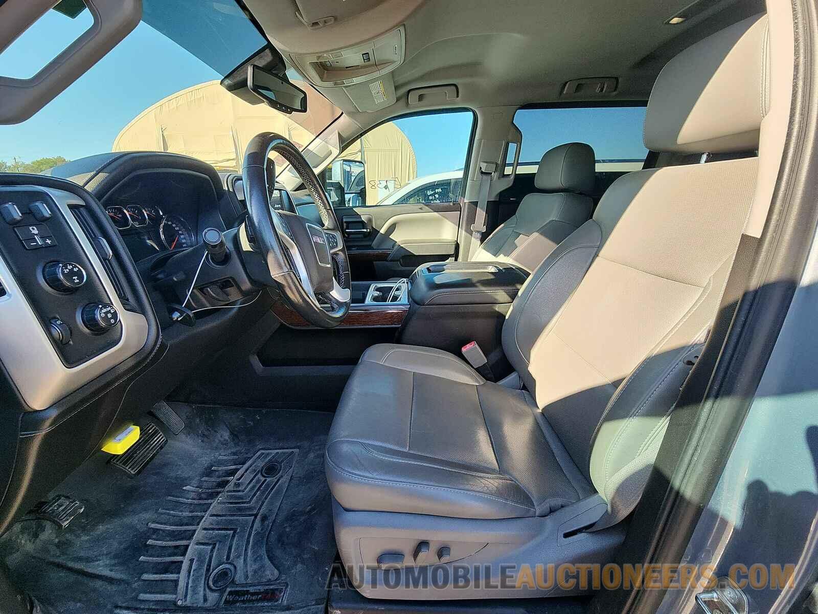 1GT12ZE85FF605588 GMC Sierra 2500HD 2015