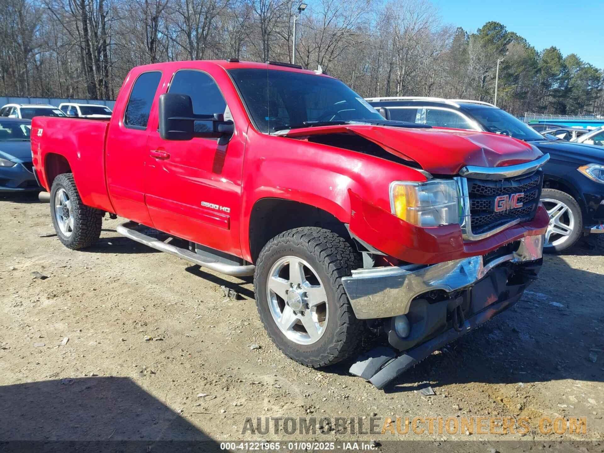 1GT221E87BZ238112 GMC SIERRA 2500HD 2011