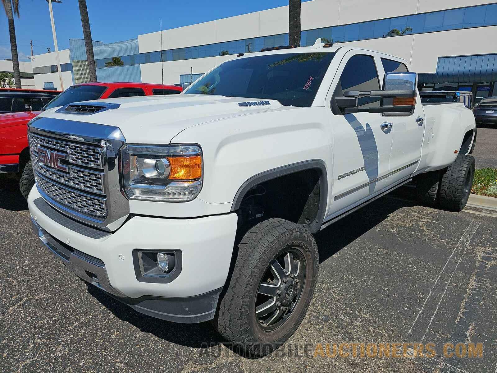 1GT42WEY6KF114159 GMC Sierra 3500 2019