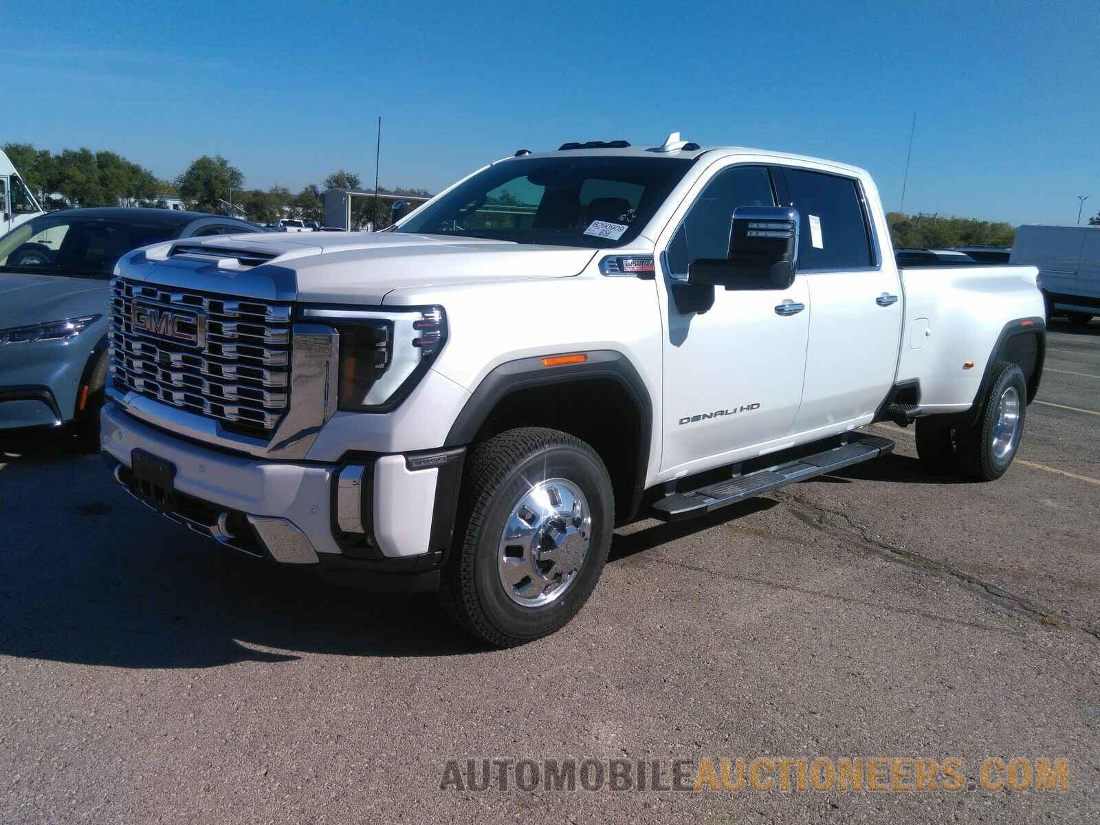 1GT49WEY2RF209887 GMC Sierra 3500HD 2024