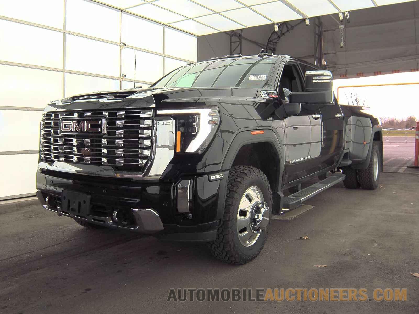 1GT49WEY5RF207096 GMC Sierra 3500 2024