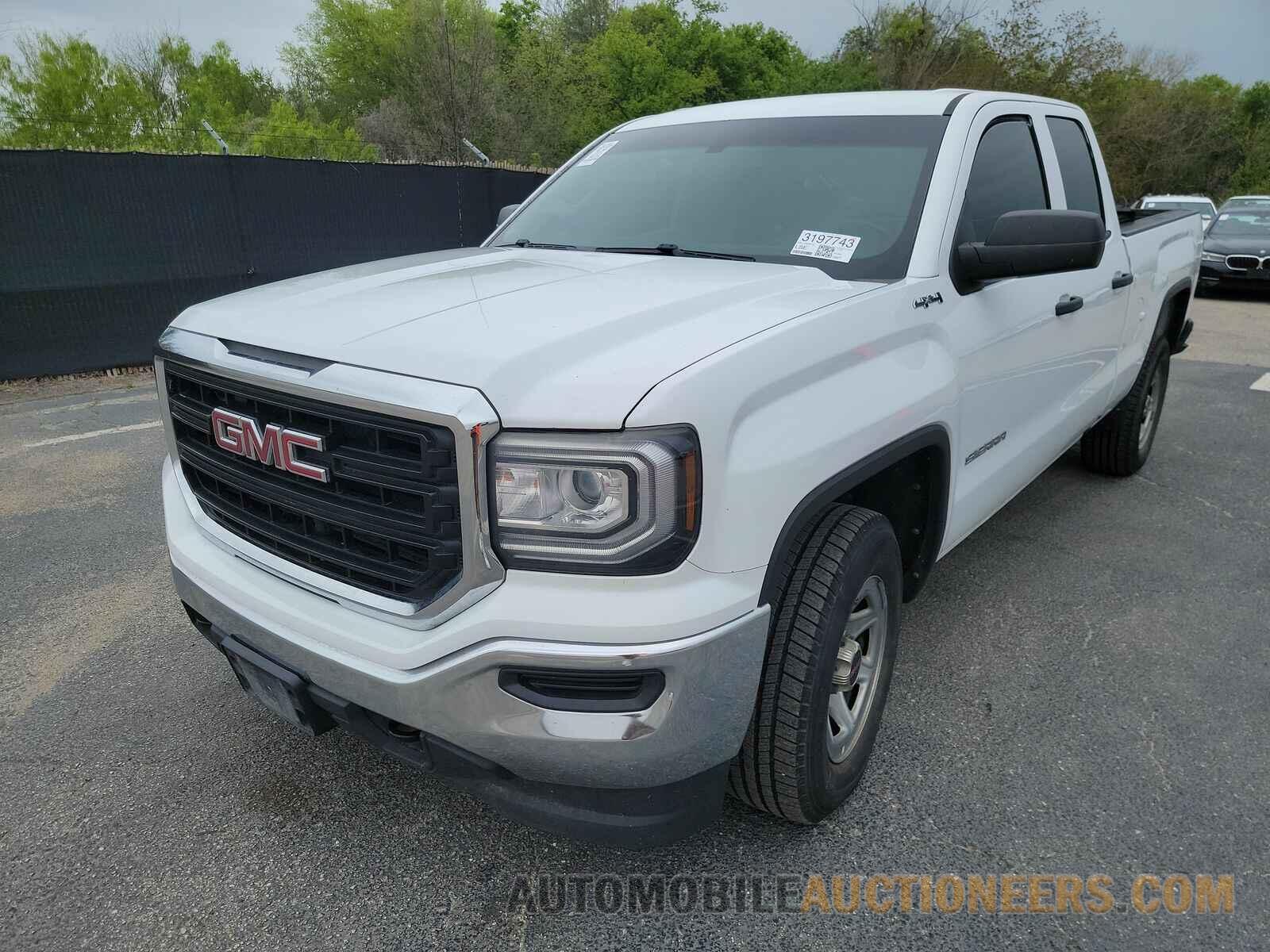 1GTV2LEC8JZ348775 GMC Sierra 1500 2018