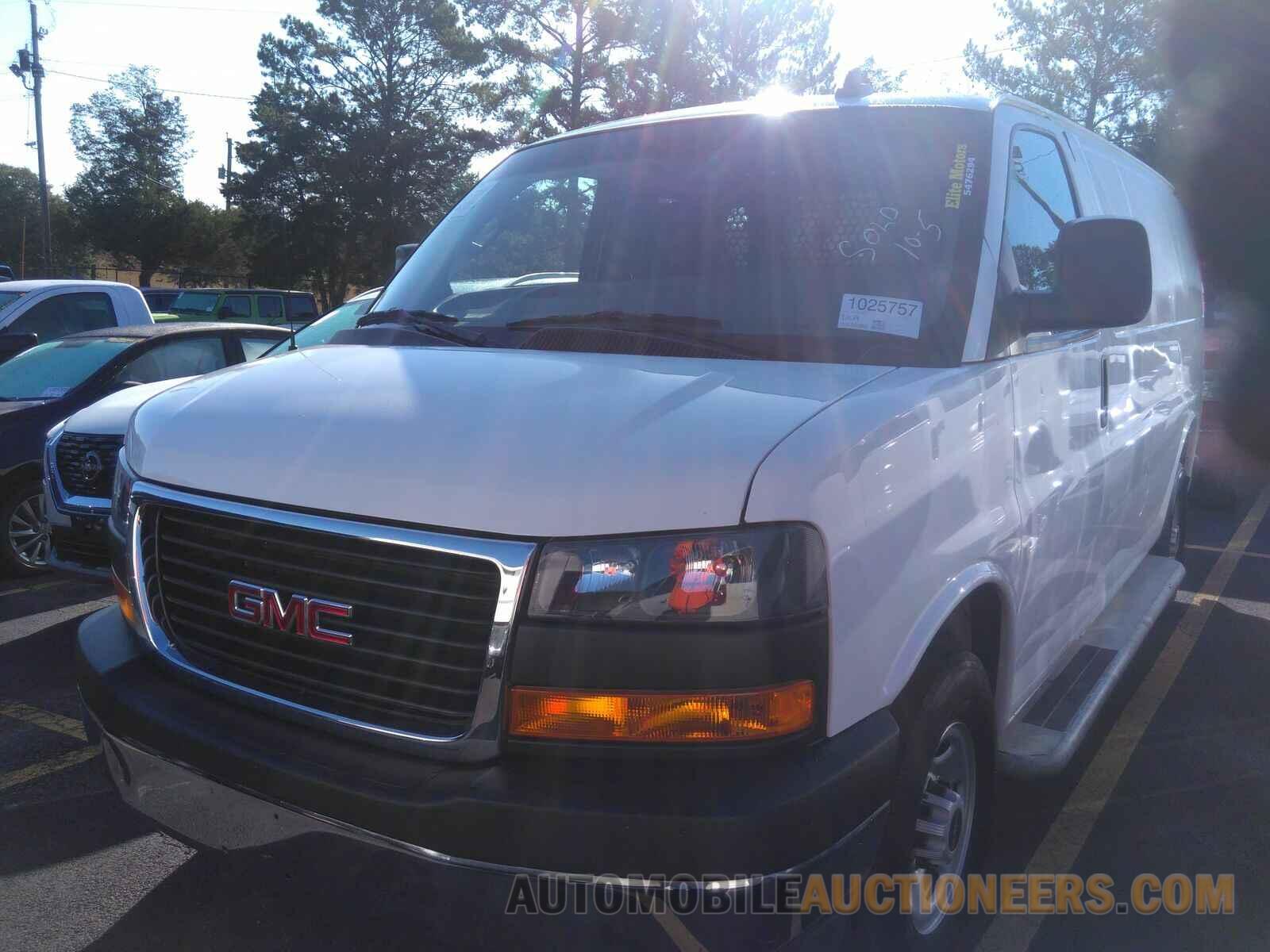 1GTW7AFP9M1307067 GMC Savana Cargo Van 2021