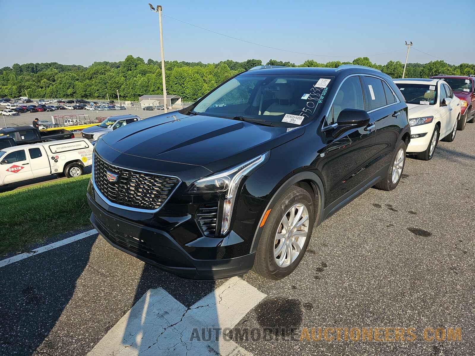 1GYAZAR41KF137187 Cadillac XT4 2019