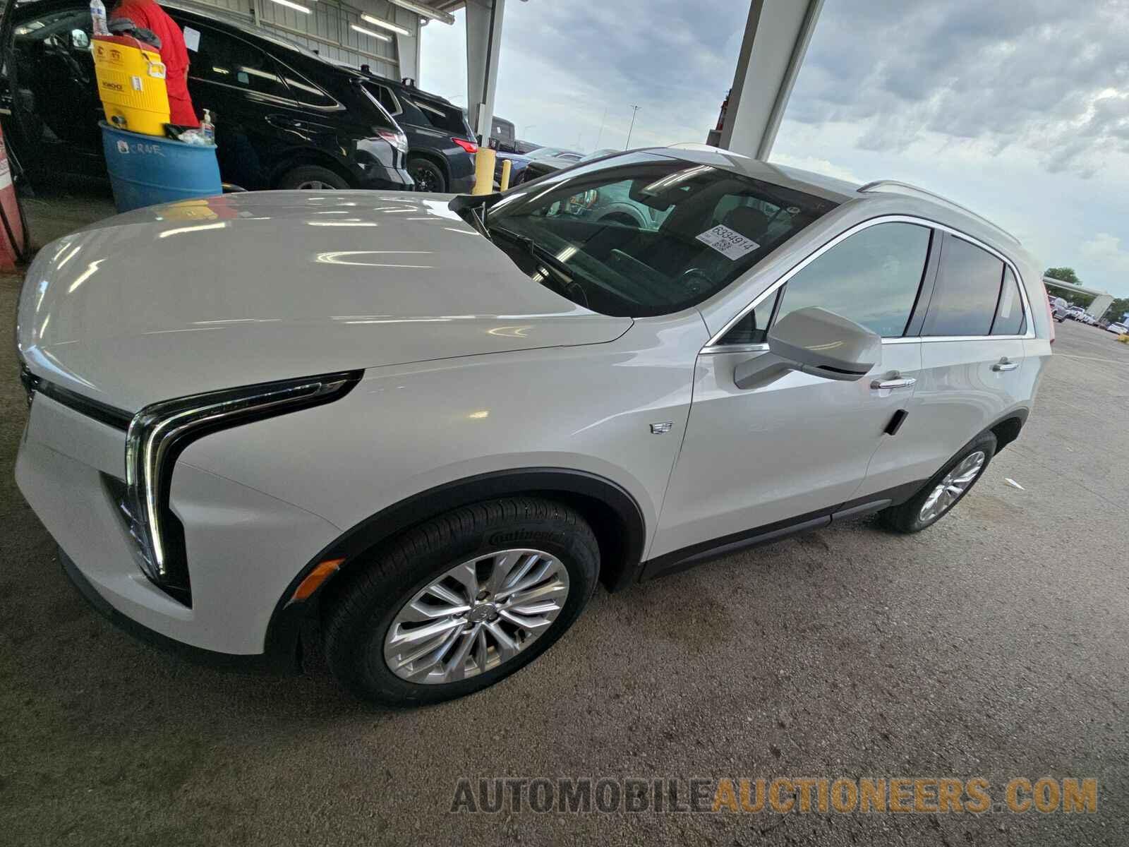 1GYAZAR46RF226084 Cadillac XT4 2024