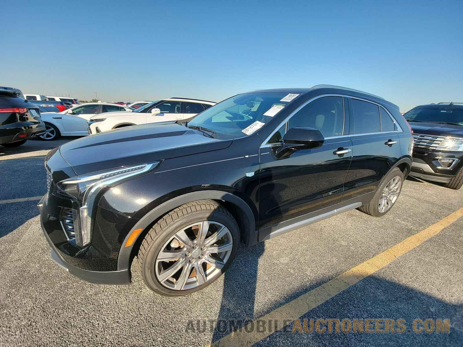 1GYFZCR42KF136714 Cadillac XT4 2019